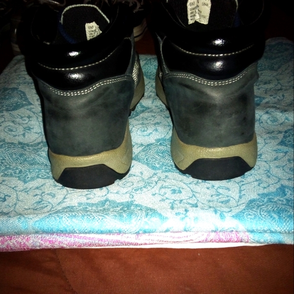 Timberland Leather Boots women's size 6 - Picture 6 of 8